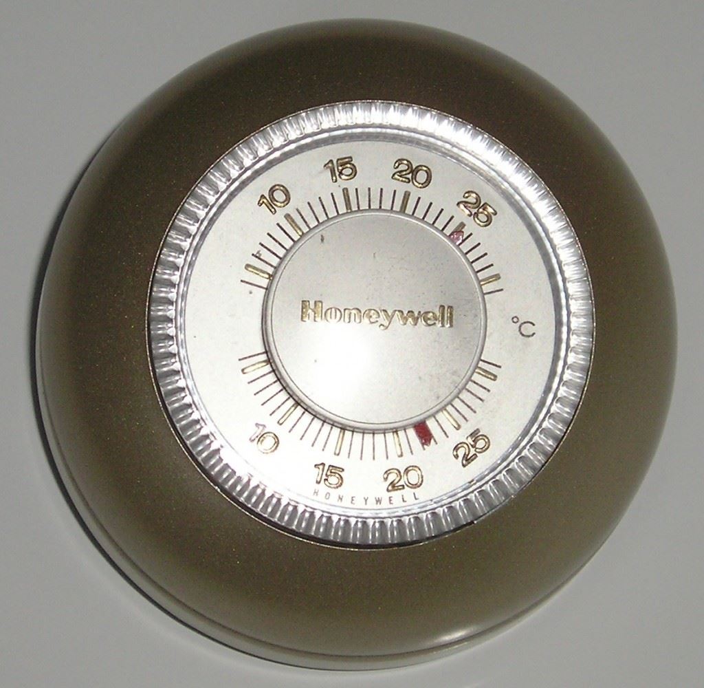 old-honeywell-thermostat